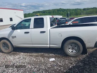 2020 Ram 1500 Tradesman с VIN 1C6RR6FG0LS103679, выставлен на аукционе IAAI как лот 42172674 с пробегом 94 626 миль миль и . История ставок и продаж доступна на DreamBid. Изображение 14.