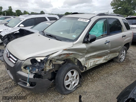 2008 Kia Sportage LX with VIN KNDJF724087500657, listed as a Copart auction lot 65118744 with 138,582 mi miles and Salvage Title. Bid and sale history available at carsss.com. Image 1.