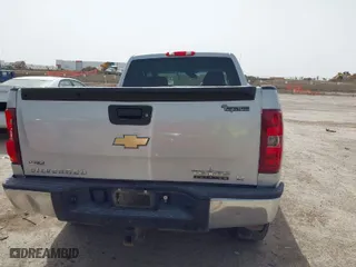 2011 Chevrolet Silverado 1500 LT with VIN 1GCRCSE05BZ117820, listed as a IAAI auction lot 41722434 with 162,365 mi miles. Bid and sale history available at carsss.com. Image 16.