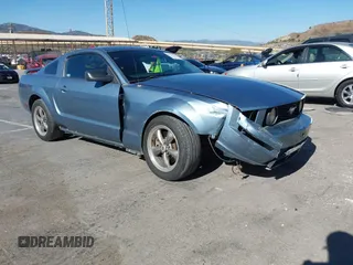 2006 Ford Mustang GT Deluxe with VIN 1ZVHT82H865256343, listed as a IAAI auction lot 42550238 with 153,700 mi miles and . Bid and sale history available at DreamBid. Image 1.