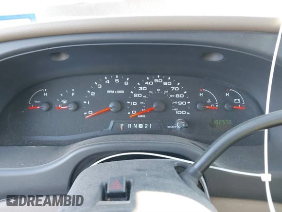2007 Ford Econoline Passenger XL with VIN 1FBNE31L07DB35827, listed as a IAAI auction lot 41035775 with 110,257 mi miles. Bid and sale history available at carsss.com. Image 7.