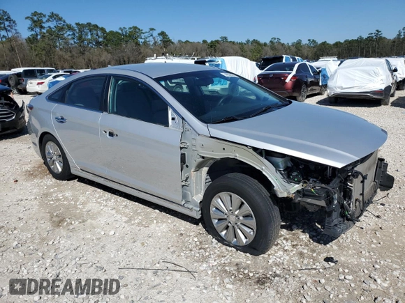 2016 Hyundai Sonata Hybrid SE with VIN KMHE24L14GA022983, listed as a Copart auction lot 48523255 with 112,896 mi miles and Salvage Title. Bid and sale history available at carsss.com. Image 4.