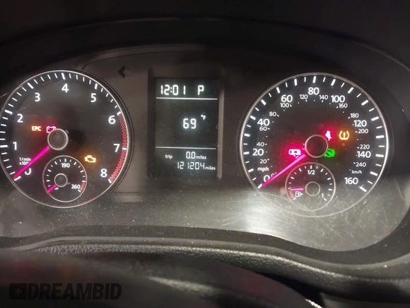 2014 Volkswagen Passat S with VIN 1VWAP7A34EC010664, listed as a IAAI auction lot 42471970 with 121,204 mi miles and . Bid and sale history available at DreamBid. Image 7.