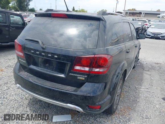 2017 Dodge Journey Crossroad Plus z VIN 3C4PDCGG9HT576434, wystawiony jako IAAI lot #42561944 z przebiegiem 118 666 mil mil oraz . Historia ofert i sprzedaży dostępna na DreamBid. Obrazek 4.