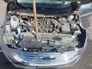 2020 Ford Edge SE z VIN 2FMPK3G97LBB16387, wystawiony jako IAAI lot #41822322 z przebiegiem Nie podano mil oraz . Historia ofert i sprzedaży dostępna na DreamBid. Obrazek 10.