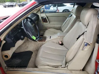 1991 Mercedes-Benz 500 с VIN WDBFA66E6MF024608, выставлен на аукционе Copart как лот 54000325 с пробегом 133 236 миль миль и Списание • Salvage title. История ставок и продаж доступна на DreamBid. Изображение 7.