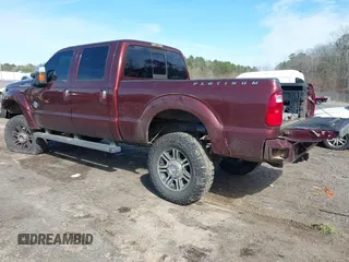 2015 Ford F-250 Lariat z VIN 1FT7W2BT5FEA79838, wystawiony jako IAAI lot #41655574 z przebiegiem 228 737 mil mil oraz . Historia ofert i sprzedaży dostępna na DreamBid. Obrazek 3.