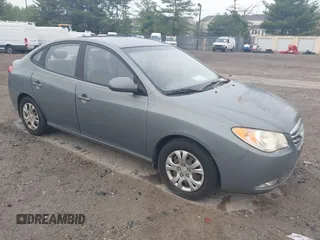 2010 Hyundai Elantra GLS z VIN KMHDU4AD2AU029181, wystawiony jako IAAI lot #42240333 z przebiegiem 209 745 mil mil oraz . Historia ofert i sprzedaży dostępna na DreamBid. Obrazek 1.