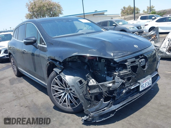 2023 Mercedes-Benz EQS 580 z VIN 4JGDM4EB5PA018484, wystawiony jako IAAI lot #42451530 z przebiegiem 24 293 mil mil oraz . Historia ofert i sprzedaży dostępna na DreamBid. Obrazek 1.