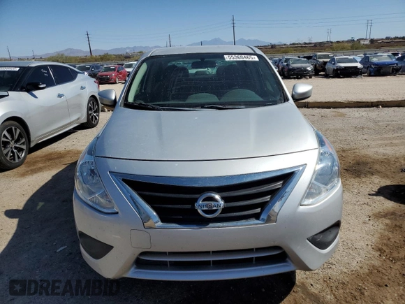 2017 Nissan Versa S z VIN 3N1CN7AP1HL887077, wystawiony jako Copart lot #55360465 z przebiegiem 88 093 mil mil oraz Szkoda całkowita • Salvage title. Historia ofert i sprzedaży dostępna na DreamBid. Obrazek 5.