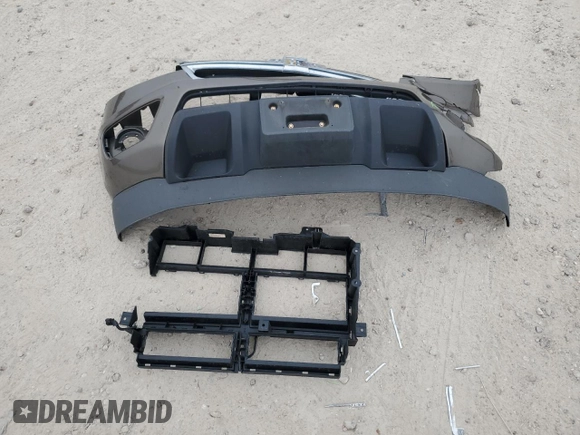 2015 Chevrolet Colorado z VIN 1GCHSAE33F1266105, wystawiony jako Copart lot #82605194 z przebiegiem 215 672 mil mil oraz Szkoda całkowita • Salvage title. Historia ofert i sprzedaży dostępna na DreamBid. Obrazek 12.