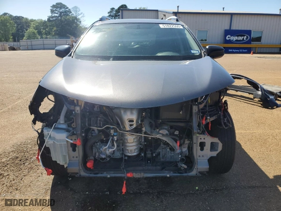 2016 Toyota RAV4 LE with VIN JTMZFREV6GJ087261, listed as a Copart auction lot 51822555 with 32,557 mi miles and Salvage Title. Bid and sale history available at carsss.com. Image 5.