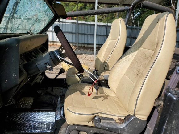 1994 Jeep Wrangler S with VIN 1J4FY19PXRP438743, listed as a Copart auction lot 70693064 with 94,401 mi miles and Salvage Title. Bid and sale history available at carsss.com. Image 7.