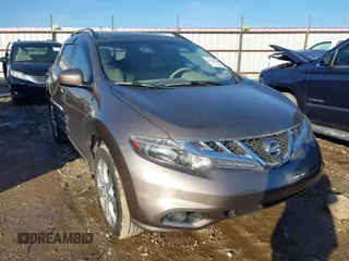 2014 Nissan Murano SL z VIN JN8AZ1MW1EW526175, wystawiony jako IAAI lot #41660535 z przebiegiem 111 621 mil mil oraz . Historia ofert i sprzedaży dostępna na DreamBid. Obrazek 1.