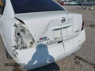 2002 Nissan Altima SL z VIN 1N4AL11DX2C279807, wystawiony jako IAAI lot #42482548 z przebiegiem 208 233 mil mil oraz . Historia ofert i sprzedaży dostępna na DreamBid. Obrazek 6.