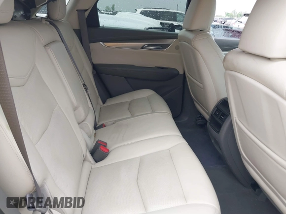 2017 Cadillac XT5 Luxury FWD with VIN 1GYKNBRS1HZ120787, listed as a IAAI auction lot 41900222 with 182,705 mi miles. Bid and sale history available at carsss.com. Image 8.