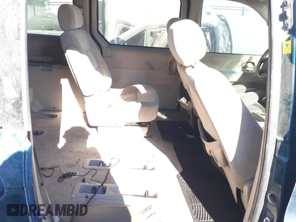 2005 Kia Sedona LX with VIN KNDUP132156641615, listed as a Copart auction lot 79973224 with 205,018 mi miles and Non Repairable. Bid and sale history available at carsss.com. Image 11.