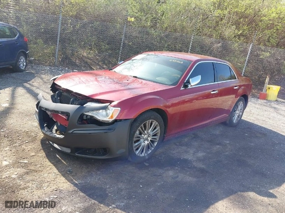 2013 Chrysler 300 with VIN 2C3CCAKTXDH645262, listed as a IAAI auction lot 41939164 with NaN miles. Bid and sale history available at carsss.com. Image 2.