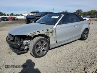 2008 BMW 1 Series 128i with VIN WBAUL73538VE89470, listed as a Copart auction lot 81272774 with 90,703 mi miles and Salvage Title. Bid and sale history available at carsss.com. Image 1.