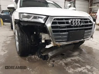 2018 Audi Q5 Premium Plus with VIN WA1BNAFY3J2236543, listed as a IAAI auction lot 41936777 with 86,994 mi miles. Bid and sale history available at carsss.com. Image 6.