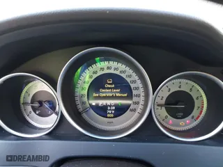 2013 Mercedes-Benz C-Class C 300 Sport with VIN WDDGF8AB8DR290863, listed as a IAAI auction lot 40739394 with 165,377 mi miles. Bid and sale history available at carsss.com. Image 15.