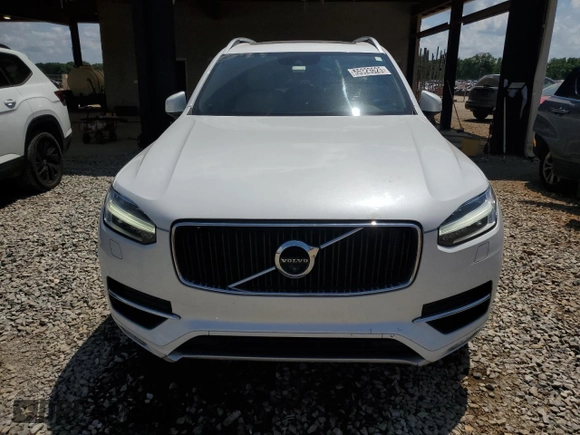2018 Volvo XC90 Momentum с VIN YV4A22PK0J1193423, выставлен на аукционе Copart как лот 55323625 с пробегом 139 705 миль миль и Списание • Salvage title. История ставок и продаж доступна на DreamBid. Изображение 5.