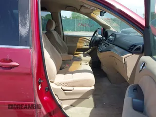 2006 Honda Odyssey EX with VIN 5FNRL38456B113072, listed as a IAAI auction lot 42112693 with 238,883 mi miles. Bid and sale history available at carsss.com. Image 5.