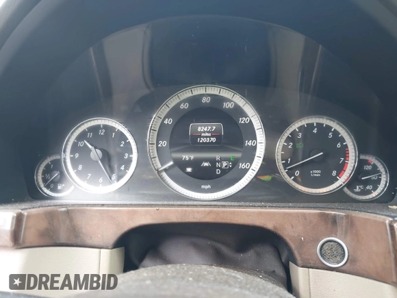 2013 Mercedes-Benz E 350 Luxury with VIN WDDHF5KB4DA728326, listed as a IAAI auction lot 42097905 with 120,370 mi miles and . Bid and sale history available at DreamBid. Image 6.
