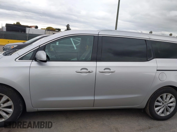 2016 Kia Sedona EX with VIN KNDMC5C13G6100420, listed as a IAAI auction lot 41785604 with 142,677 mi miles. Bid and sale history available at carsss.com. Image 14.