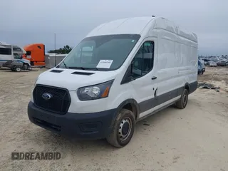 2023 Ford Transit Cargo z VIN 1FTBR3X87PKB82399, wystawiony jako IAAI lot #41368268 z przebiegiem 19 374 mil mil oraz . Historia ofert i sprzedaży dostępna na DreamBid. Obrazek 18.