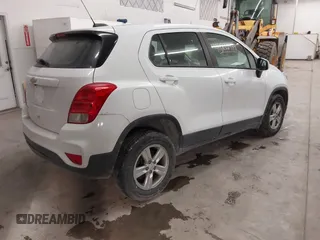 2017 Chevrolet Trax LS with VIN KL7CJNSB3HB127456, listed as a IAAI auction lot 41602979 with 73,564 mi miles. Bid and sale history available at carsss.com. Image 4.