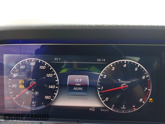 2018 Mercedes-Benz E 400 with VIN WDD1J6FB9JF015064, listed as a IAAI auction lot 42165914 with 95,290 mi miles and . Bid and sale history available at DreamBid. Image 7.