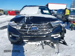 2024 Ford Explorer XLT z VIN 1FMSK8DH0RGA31329, wystawiony jako IAAI lot #41343866 z przebiegiem 20 990 mil mil oraz . Historia ofert i sprzedaży dostępna na DreamBid. Obrazek 6.