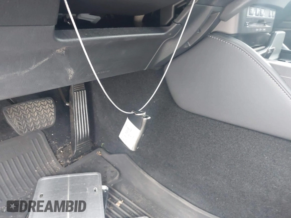 2022 Lexus ES 350 with VIN 58ADZ1B16NU125009, listed as a IAAI auction lot 42483683 with 14,082 mi miles and . Bid and sale history available at DreamBid. Image 11.