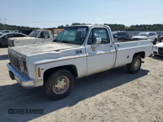 1977 GMC Sierra 1500 z VIN TCL247Z513690, wystawiony jako Copart lot #59628855 z przebiegiem 28 206 mil mil oraz Czysty tytuł • Clean title. Historia ofert i sprzedaży dostępna na DreamBid. Obrazek 1.