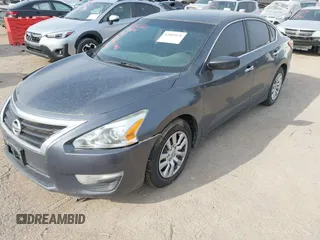 2013 Nissan Altima 2.5 S with VIN 1N4AL3AP1DC284760, listed as a IAAI auction lot 42003121 with 113,442 mi miles and . Bid and sale history available at carsss.com. Image 2.