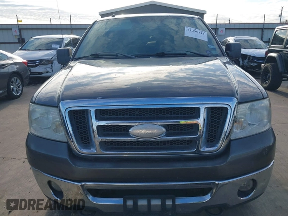 2008 Ford F-150 XLT z VIN 1FTPX14V38FA57291, wystawiony jako IAAI lot #41290111 z przebiegiem 189 010 mil mil oraz . Historia ofert i sprzedaży dostępna na DreamBid. Obrazek 12.