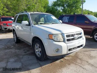 2011 Ford Escape Limited with VIN 1FMCU0EG4BKA28989, listed as a IAAI auction lot 42015694 with 271,226 mi miles. Bid and sale history available at carsss.com. Image 1.