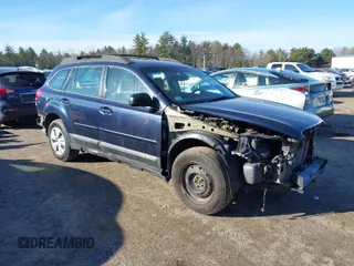 2013 Subaru Outback 2.5i with VIN 4S4BRBAC4D3262168, listed as a IAAI auction lot 41903322 with 199,195 mi miles. Bid and sale history available at carsss.com. Image 1.