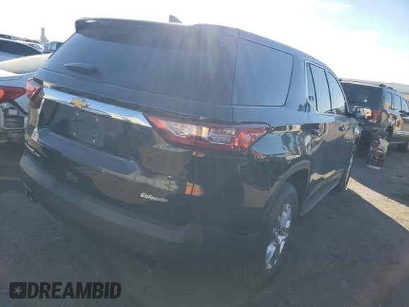 2018 Chevrolet Traverse LS with VIN 1GNEVFKW2JJ253383, listed as a Copart auction lot 72911683 with 125,589 mi miles. Bid and sale history available at carsss.com. Image 3.