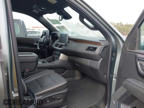 2023 Chevrolet Suburban Premier with VIN 1GNSCFKD3PR519575, listed as a IAAI auction lot 41467325 with 18,007 mi miles and . Bid and sale history available at DreamBid. Image 3.