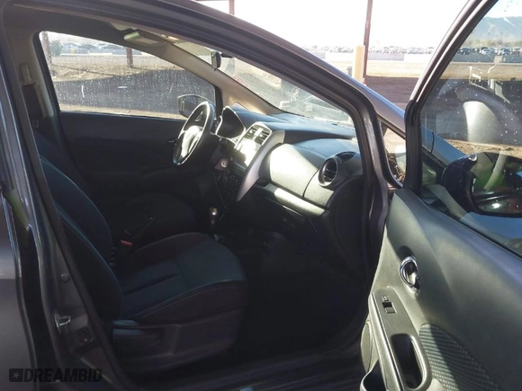 2018 Nissan Versa Note SV with VIN 3N1CE2CP9JL370678, listed as a IAAI auction lot 41643320 with 174,744 mi miles. Bid and sale history available at carsss.com. Image 5.