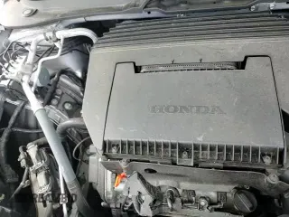 2023 Honda Pilot Touring z VIN 5FNYG1H78PB012799, wystawiony jako Copart lot #64933945 z przebiegiem 31 834 mil mil oraz Szkoda całkowita • Salvage title. Historia ofert i sprzedaży dostępna na DreamBid. Obrazek 14.