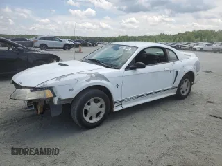2000 Ford Mustang z VIN 1FAFP4042YF222425, wystawiony jako Copart lot #56473055 z przebiegiem 143 555 mil mil oraz Szkoda całkowita • Salvage title. Historia ofert i sprzedaży dostępna na DreamBid. Obrazek 1.