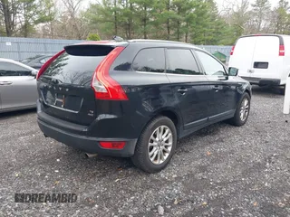 2010 Volvo XC60 3.0T with VIN YV4992DZ8A2084640, listed as a IAAI auction lot 42021744 with 175,618 mi miles. Bid and sale history available at carsss.com. Image 4.