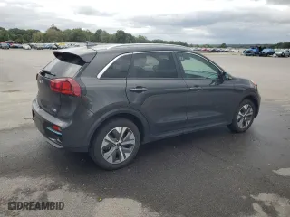 2022 Kia Niro EV S with VIN KNDCC3LG9N5160323, listed as a Copart auction lot 72900504 with 67,452 mi miles and Clean Title. Bid and sale history available at carsss.com. Image 3.