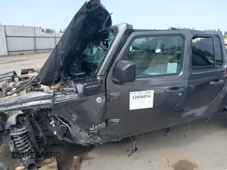 2021 Jeep Gladiator Overland с VIN 1C6HJTFG4ML595078, выставлен на аукционе IAAI как лот 42046034 с пробегом 61 127 миль миль и . История ставок и продаж доступна на DreamBid. Изображение 13.