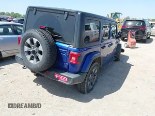 2018 Jeep Wrangler Unlimited Sahara z VIN 1C4HJXEN4JW321227, wystawiony jako IAAI lot #42002735 z przebiegiem 114 293 mil mil oraz . Historia ofert i sprzedaży dostępna na DreamBid. Obrazek 4.