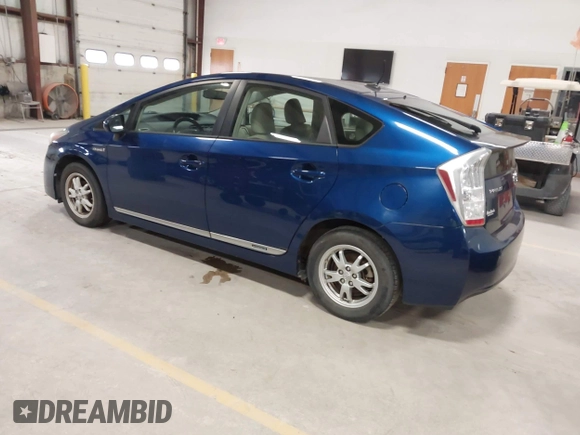 2011 Toyota Prius I with VIN JTDKN3DU6B0271026, listed as a IAAI auction lot 41961678 with 268,783 mi miles. Bid and sale history available at carsss.com. Image 3.