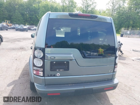 2016 Land Rover LR4 HSE z VIN SALAG2V63GA790268, wystawiony jako IAAI lot #42355841 z przebiegiem 107 754 mil mil oraz . Historia ofert i sprzedaży dostępna na DreamBid. Obrazek 16.